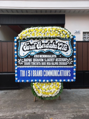 Papan Bunga Duka di Pringsurat